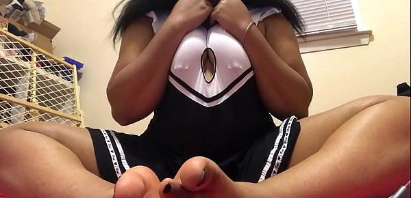  Luna Bat Femdom Brat Makes Daddy Cum For Her Feet (solo)